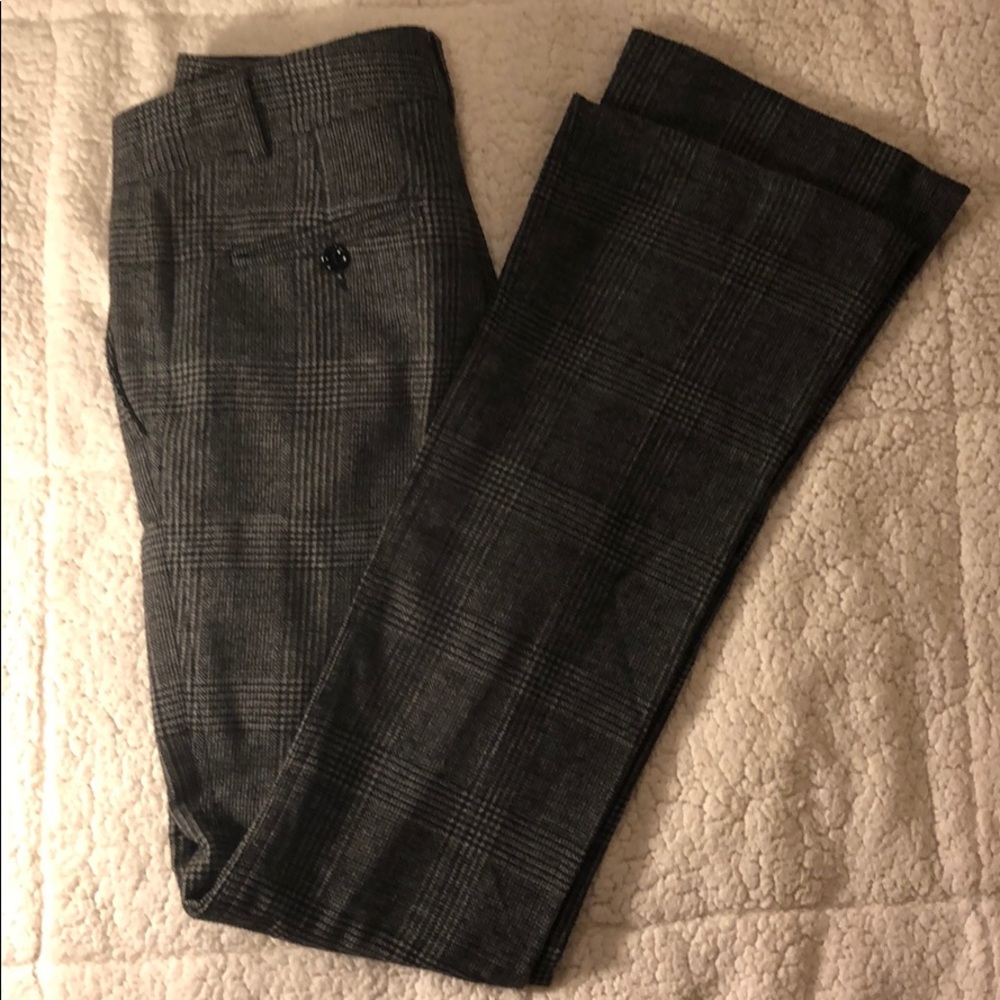 Dolce &Gabbana Plaid Trousers—IT40
